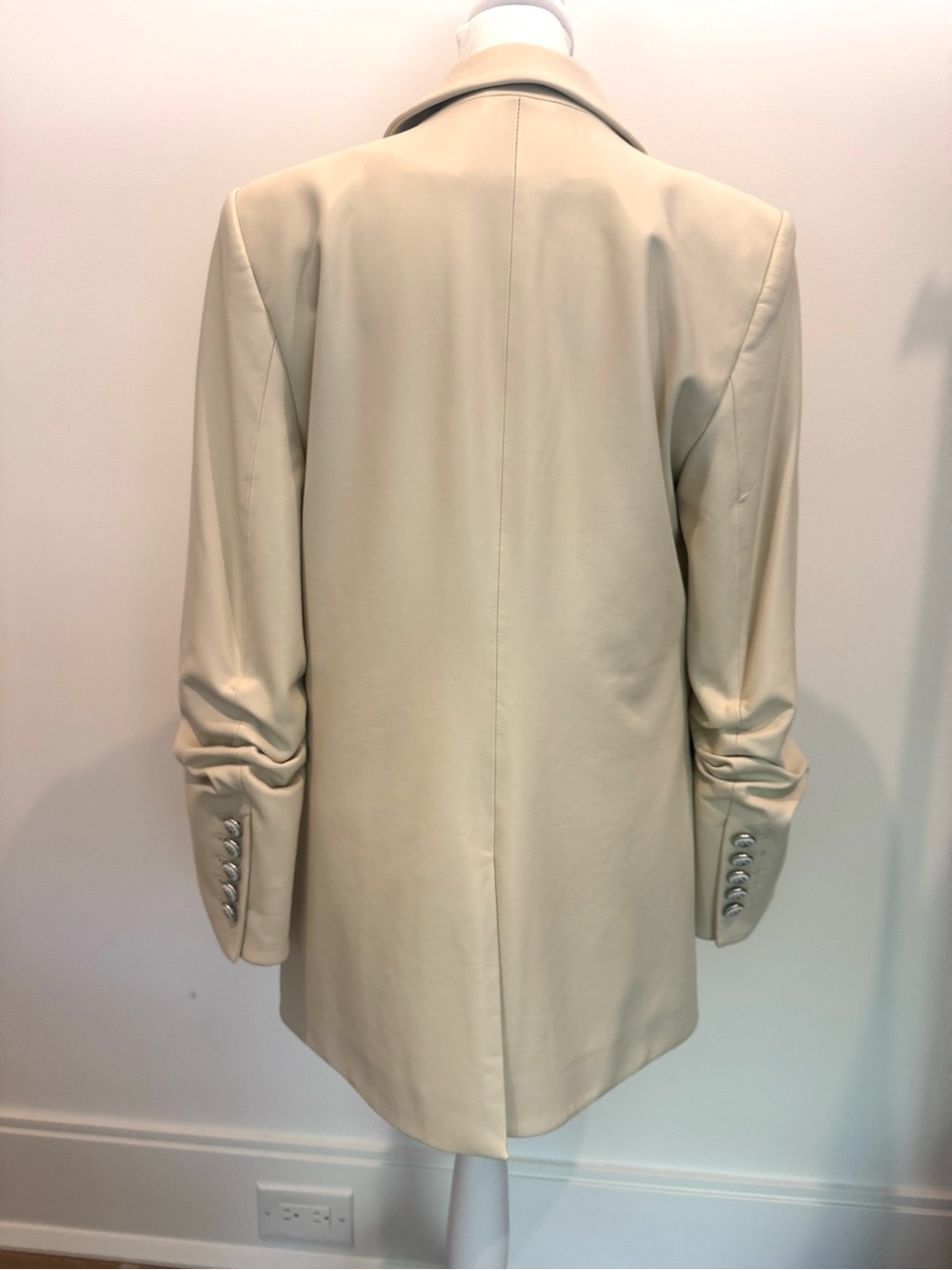 Veronica Beard Cream Double-Breasted Faux Leather Blazer - Picture 5 of 8